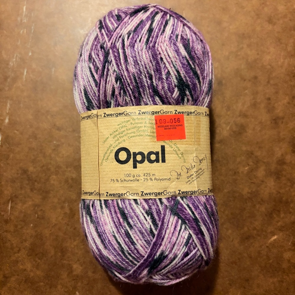 Opal- ZwergerGarn Yarn- Skein- 100g ca•425 m•75 % Schurwolle • 25 % Polyamid